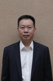 副会长  范友建
内蒙古九菊红建筑装饰工程有限公司
行业：建筑  装饰