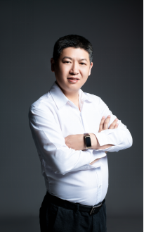 常务副会长  梁飞
河南圣源线缆有限公司内蒙古分公司总经理
行业：电缆  贸易  环保